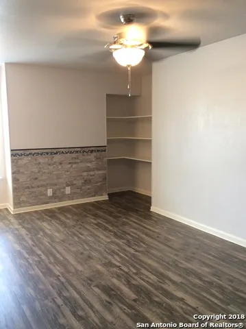 10551 Starcrest Dr Unit TOP RIGHT SIDE UNIT