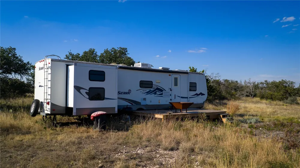 8500 Buck Ridge Drive Brady, TX 76858