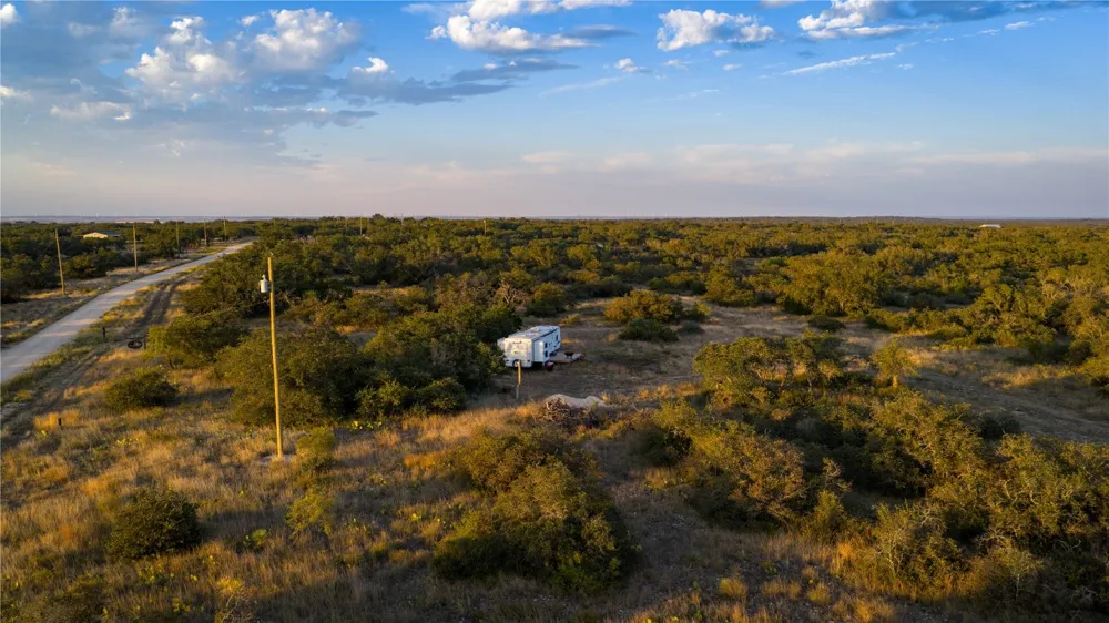 8500 Buck Ridge Drive Brady, TX 76858