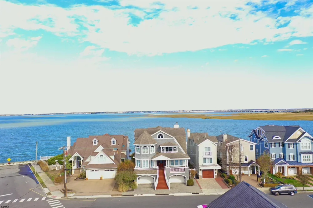 68 W 15th Street Ocean City, NJ 08226