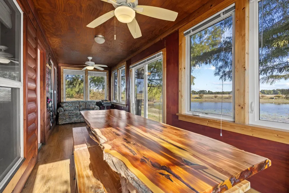 300 County Road 27100 Honey Grove, TX 75446