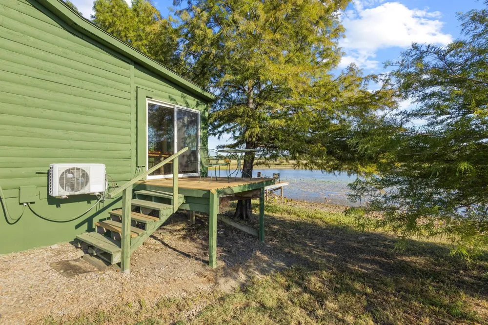 300 County Road 27100 Honey Grove, TX 75446