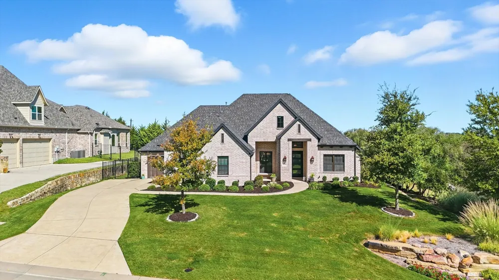 1319 Hicks Trail Lucas, TX 75002