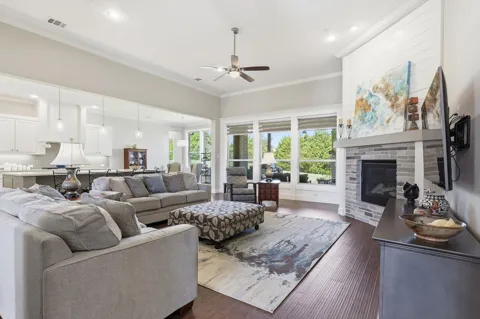 1319 Hicks Trail