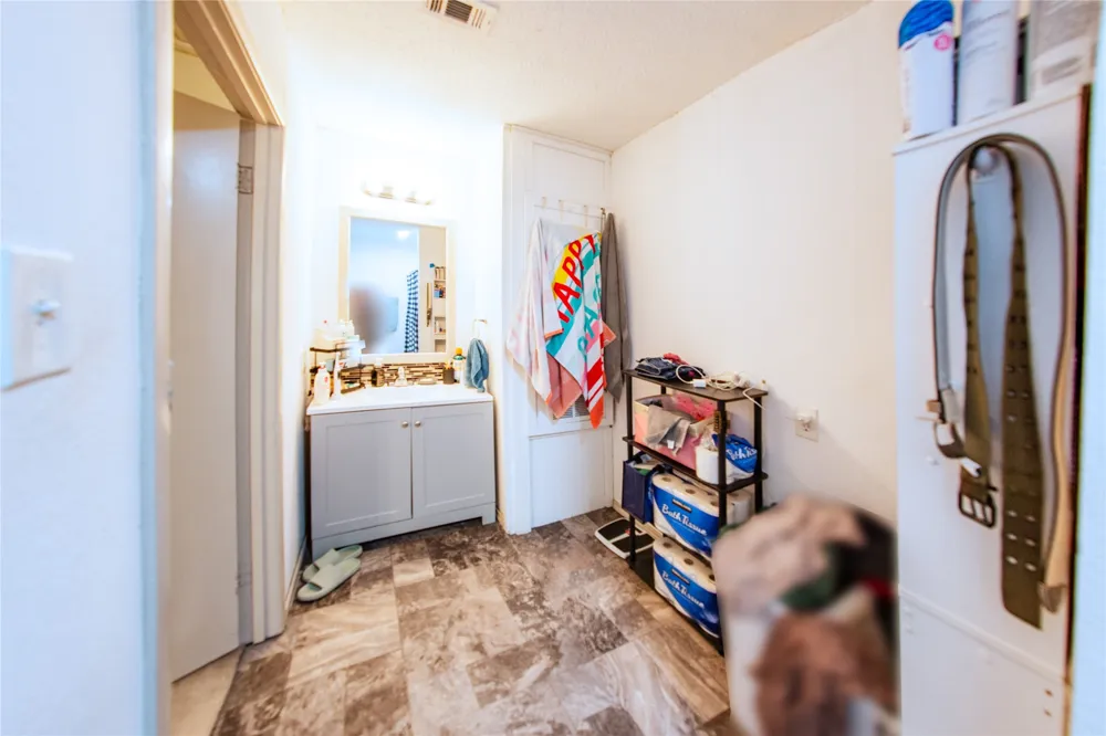 630 Faucett Street Blossom, TX 75416