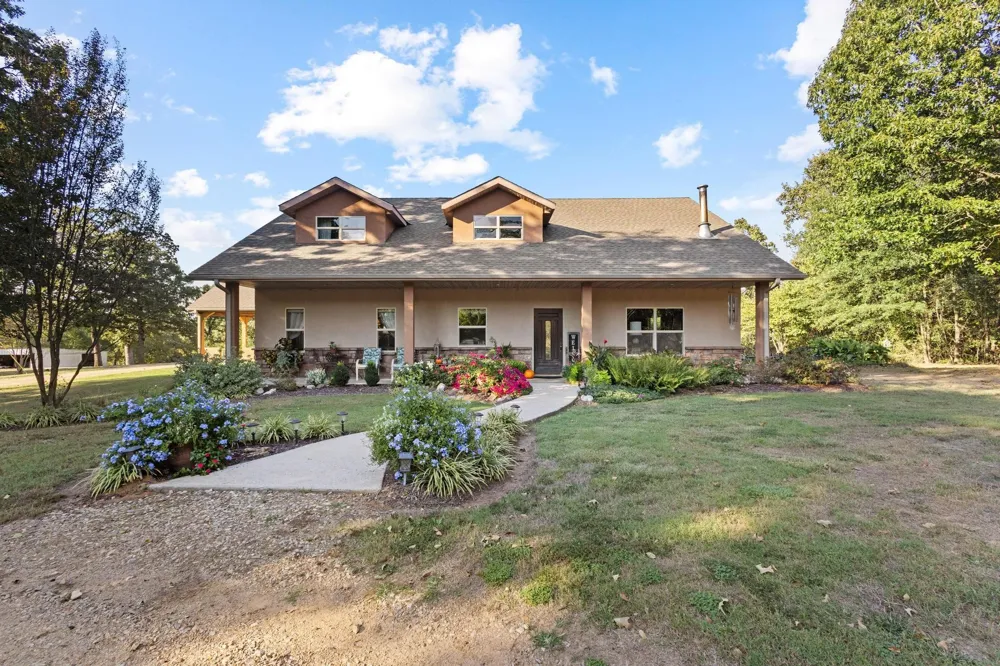 312 County Road 2100 Detroit, TX 75436