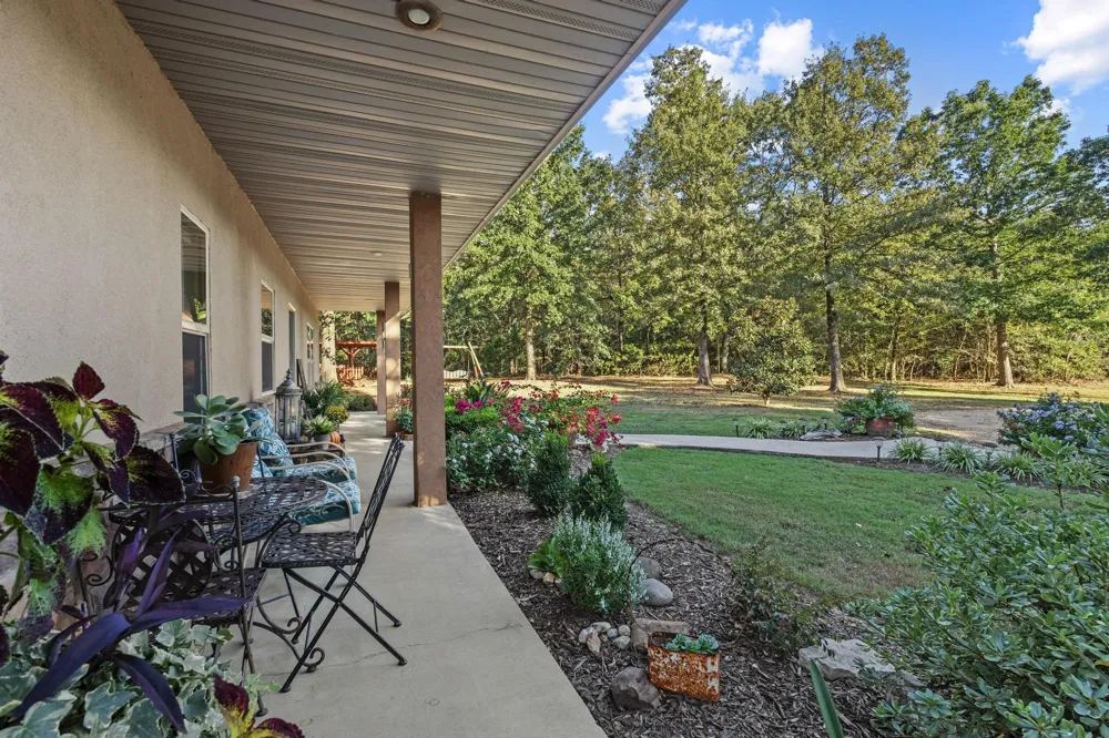 312 County Road 2100 Detroit, TX 75436