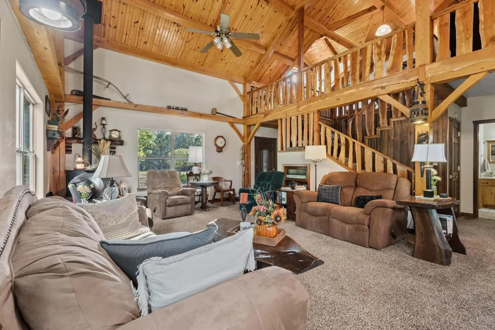 312 County Road 2100 Detroit, TX 75436