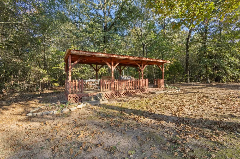 312 County Road 2100 Detroit, TX 75436
