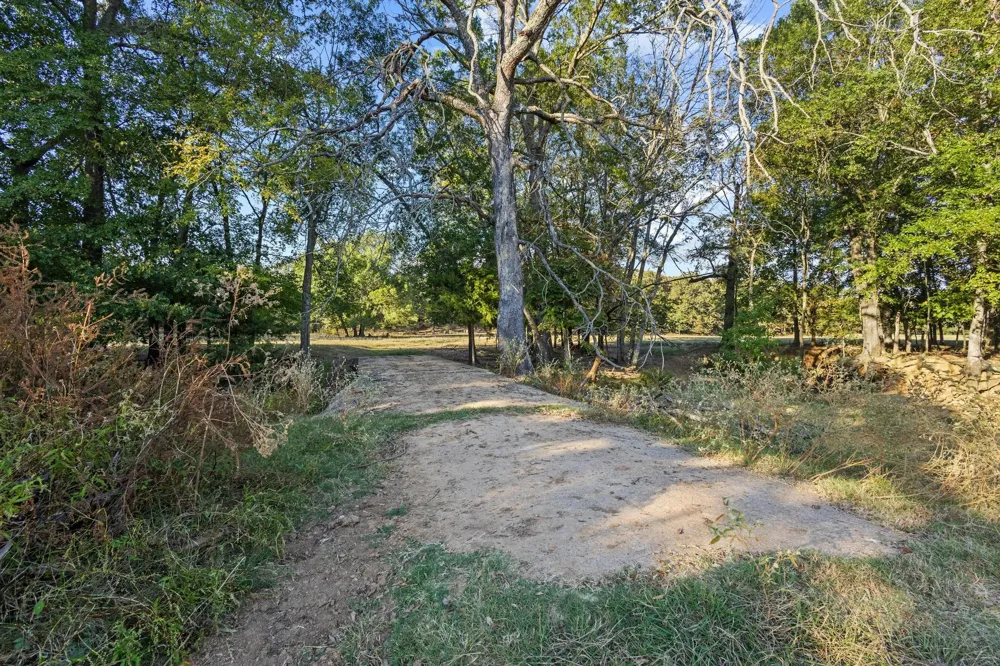 312 County Road 2100 Detroit, TX 75436