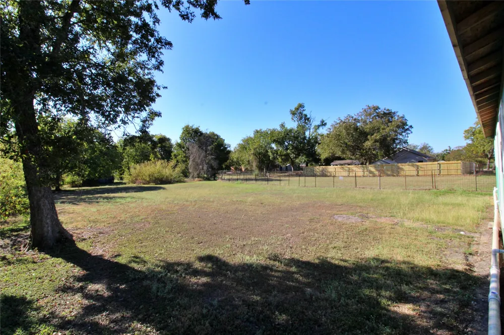 710 E Burleson Avenue Mart, TX 76664