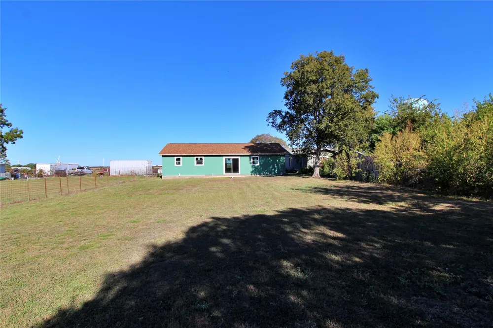 710 E Burleson Avenue Mart, TX 76664