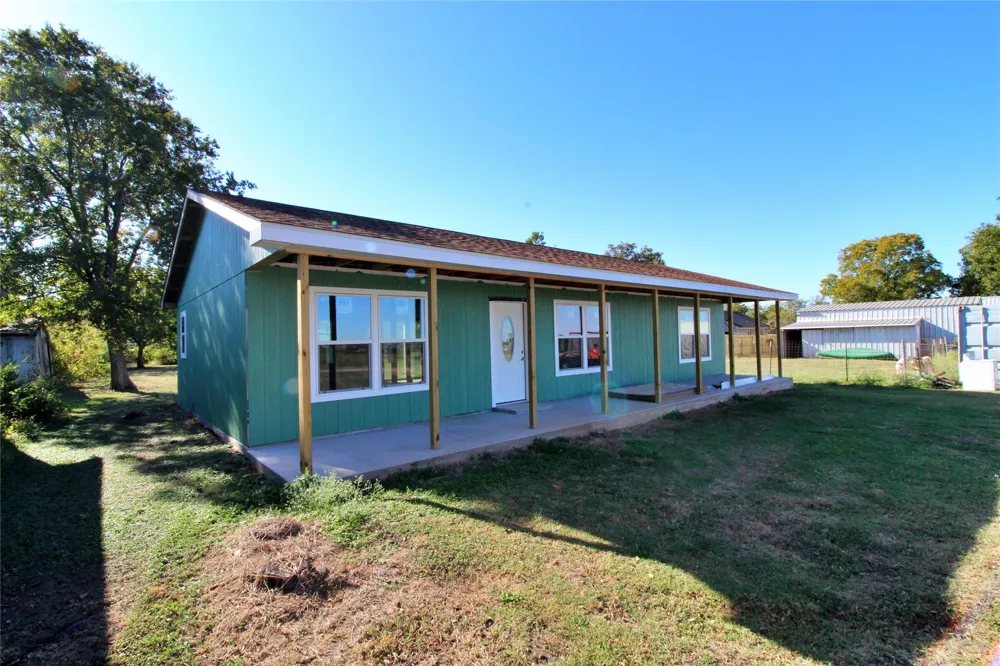 710 E Burleson Avenue Mart, TX 76664
