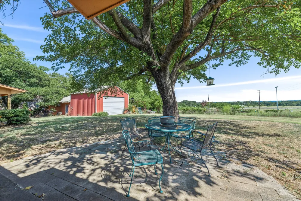 3055 Midway Road Grapevine, TX 76092