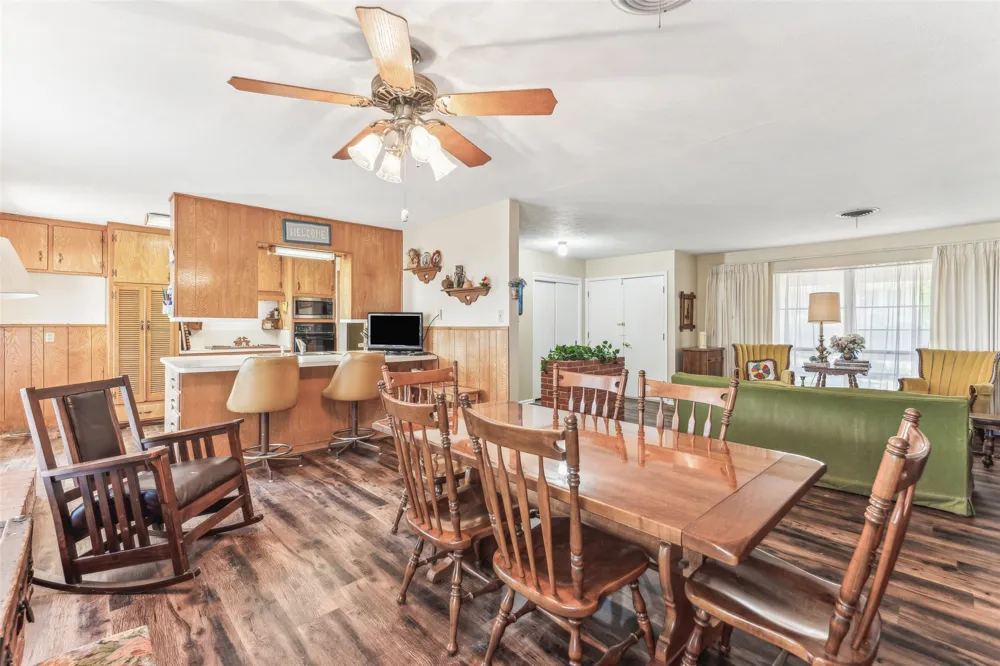 3055 Midway Road Grapevine, TX 76092