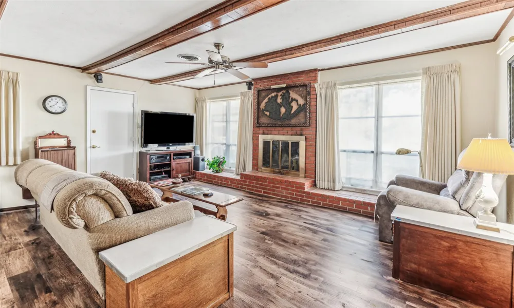 3055 Midway Road Grapevine, TX 76092