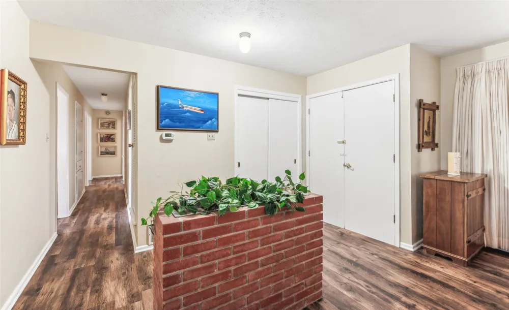 3055 Midway Road Grapevine, TX 76092