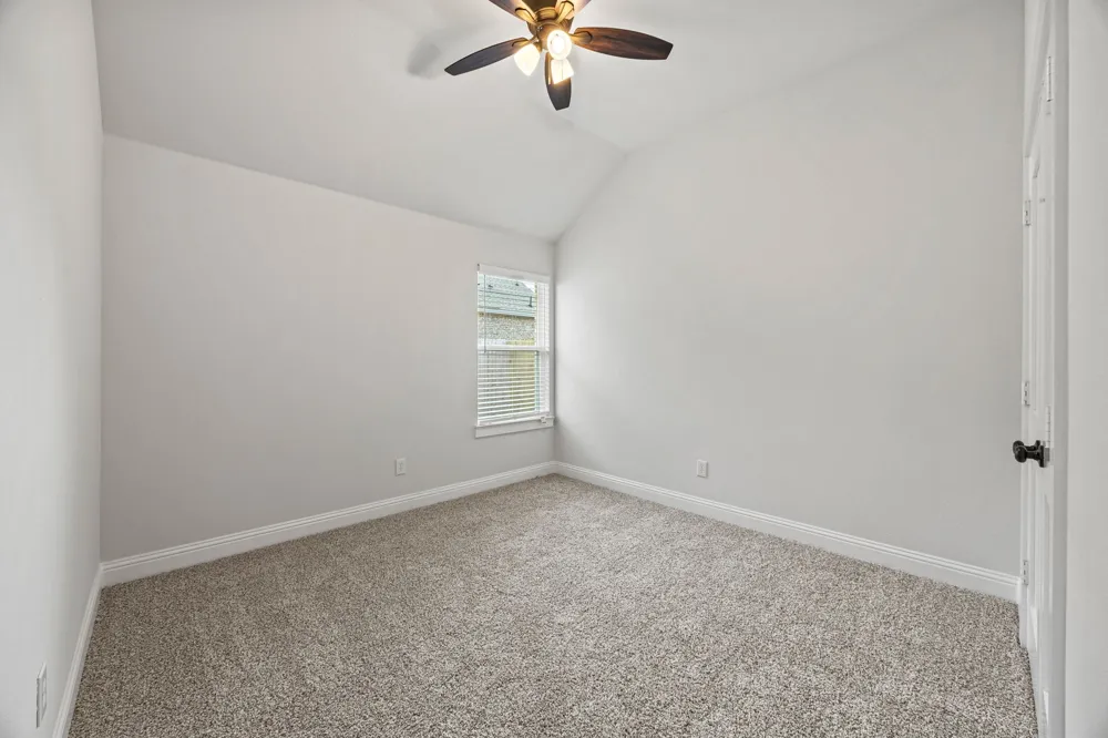 102 Maverick Trail Valley View, TX 76272