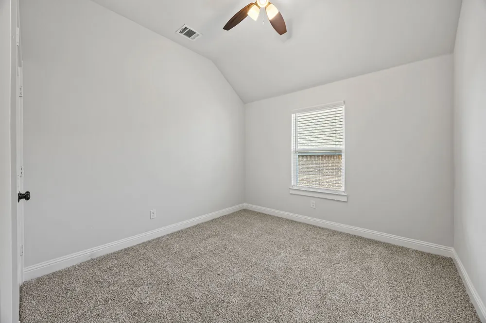 102 Maverick Trail Valley View, TX 76272