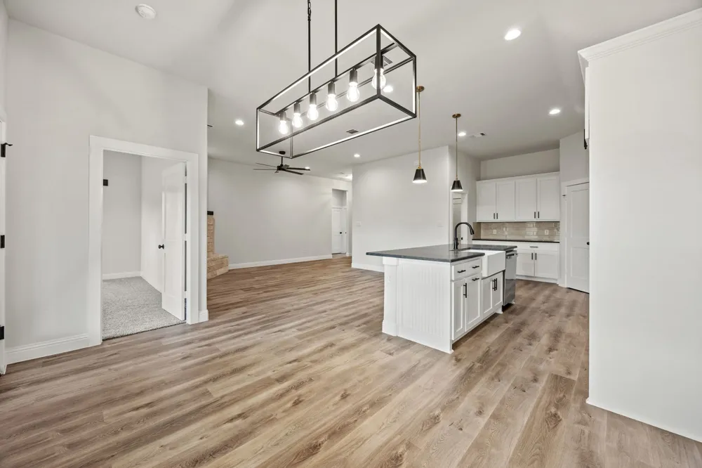 104 Maverick Trail Valley View, TX 76272