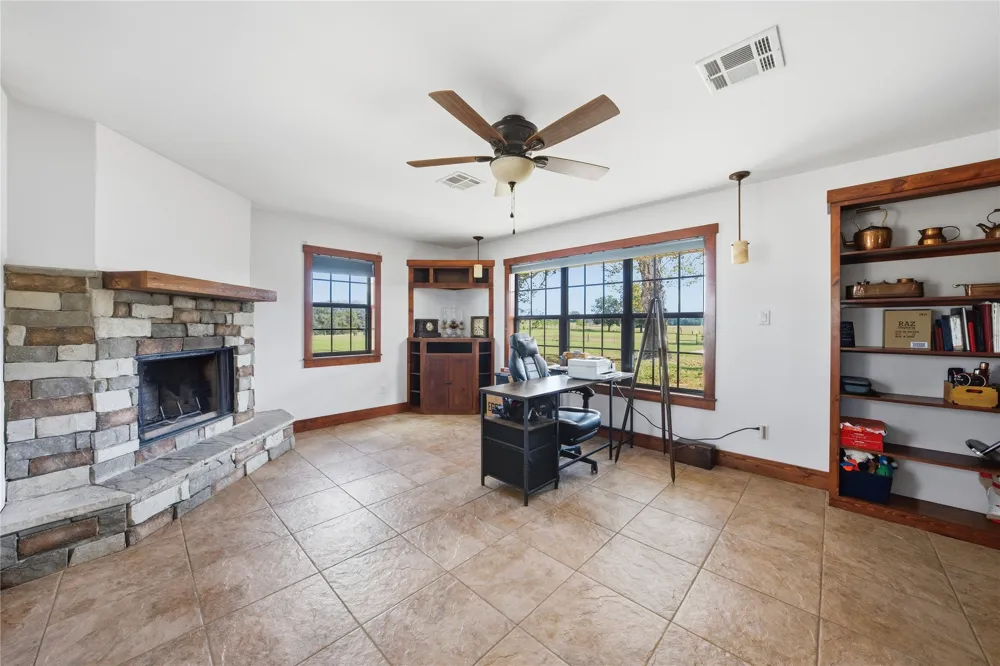 12985 County Road 4331 Larue, TX 75770