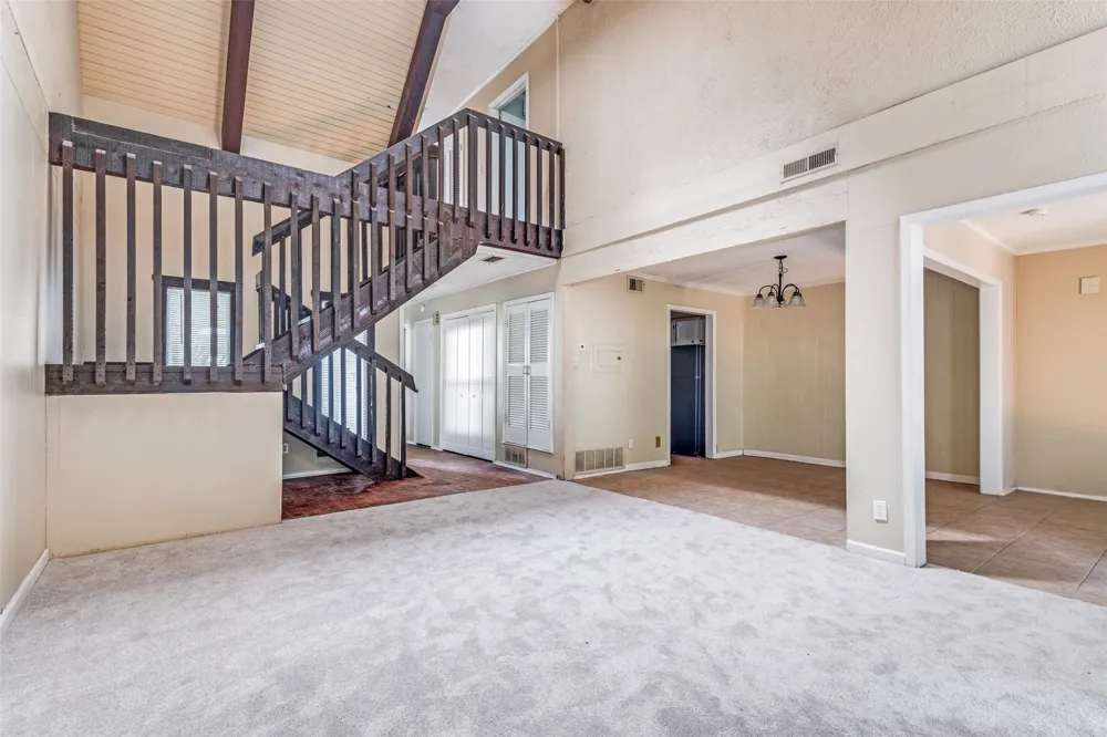 412 Hollyhill Lane Denton, TX 76205