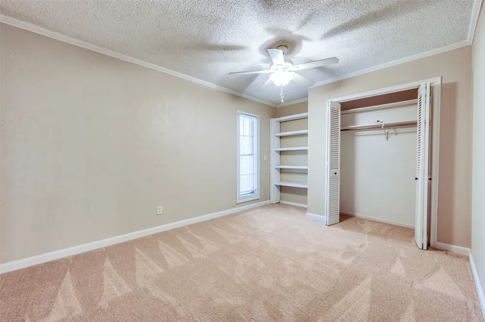 412 Hollyhill Lane Denton, TX 76205