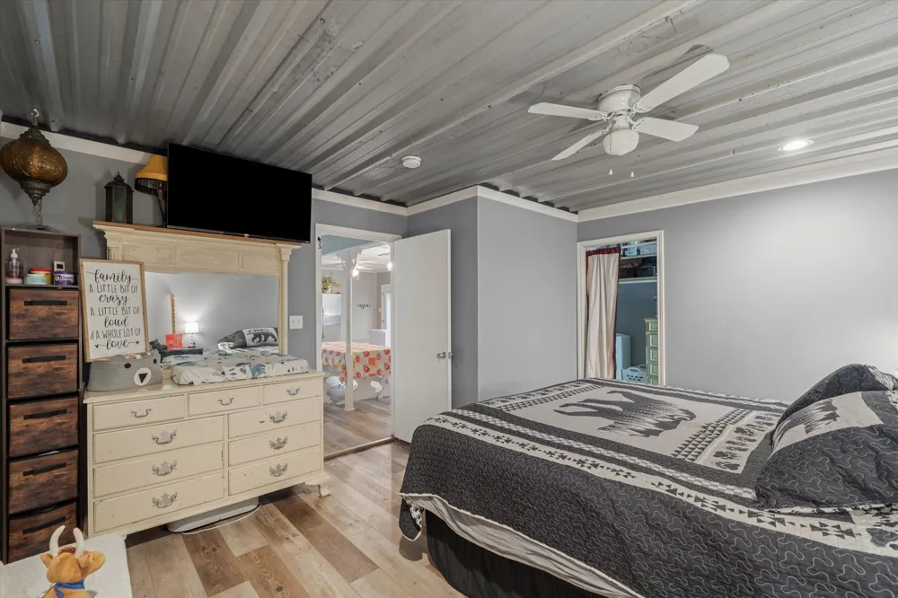 503 S Houston Street Edgewood, TX 75117