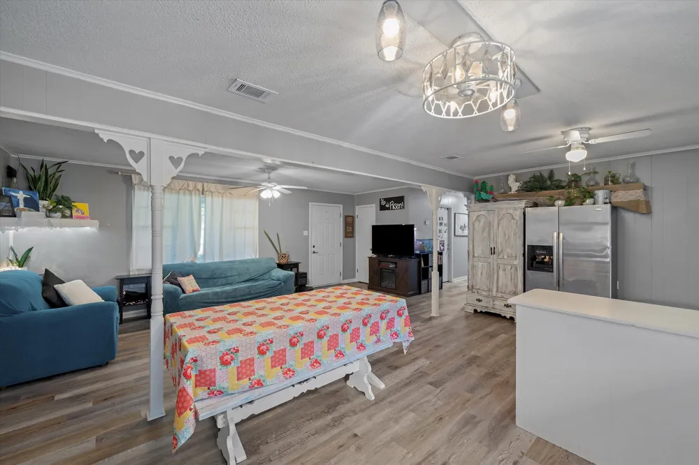 503 S Houston Street Edgewood, TX 75117