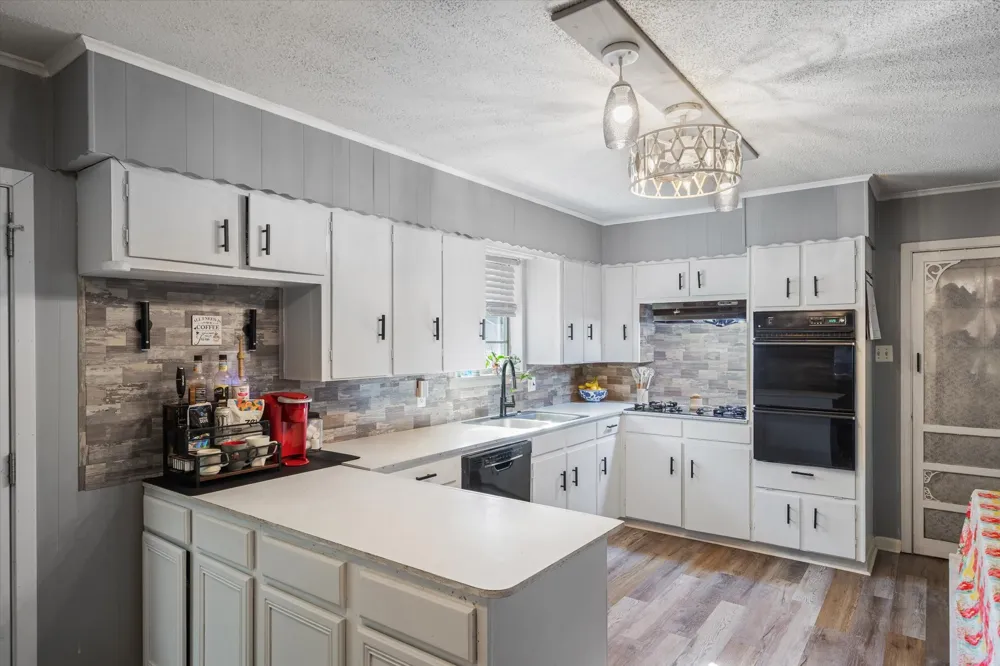 503 S Houston Street Edgewood, TX 75117