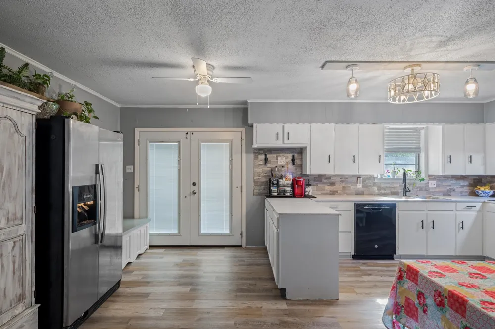 503 S Houston Street Edgewood, TX 75117