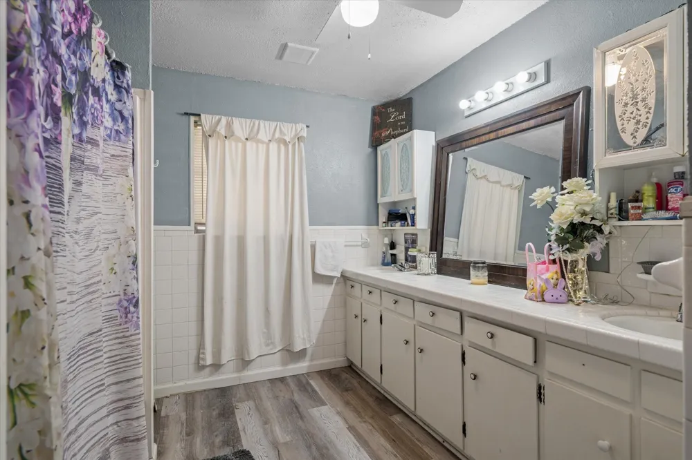503 S Houston Street Edgewood, TX 75117