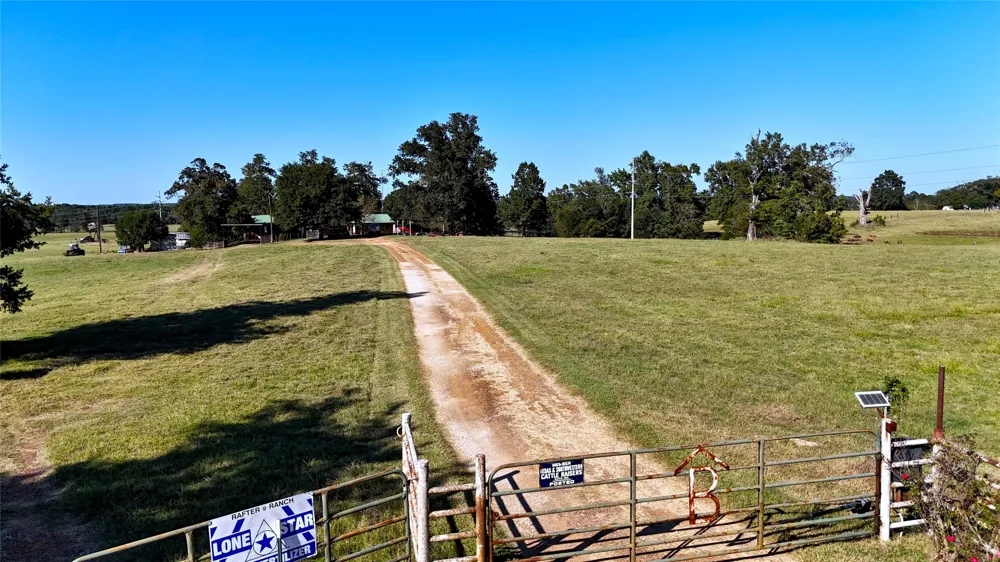 10769 County Road 3519 Murchison, TX 75778