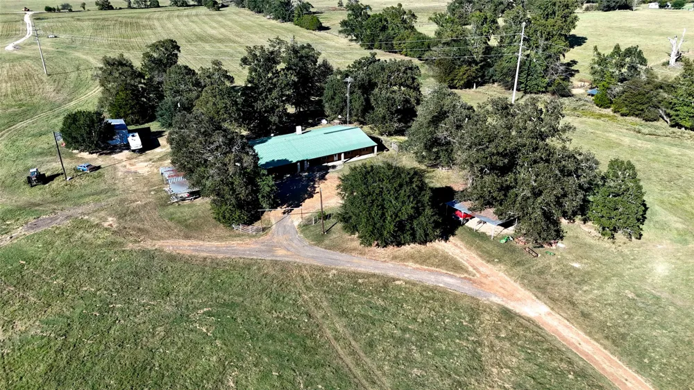 10769 County Road 3519 Murchison, TX 75778