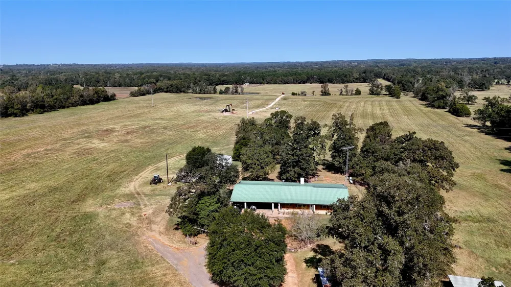 10769 County Road 3519 Murchison, TX 75778
