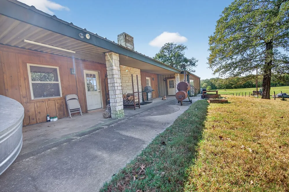 10769 County Road 3519 Murchison, TX 75778