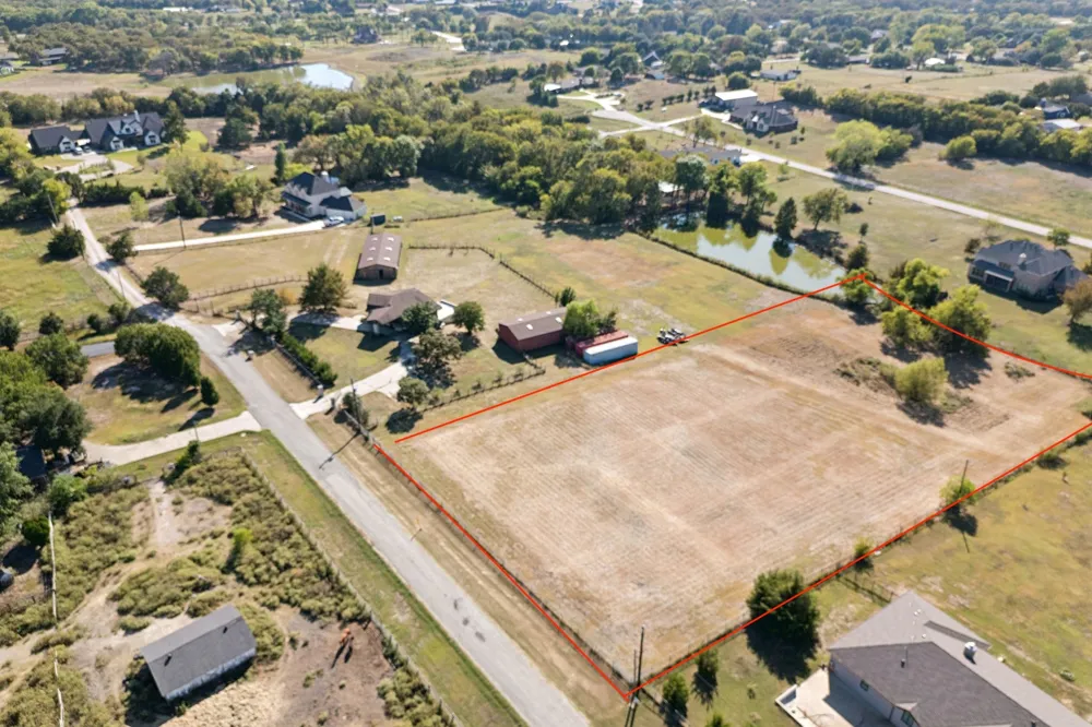 600 Long Lot 11 Road Lucas, TX 75002