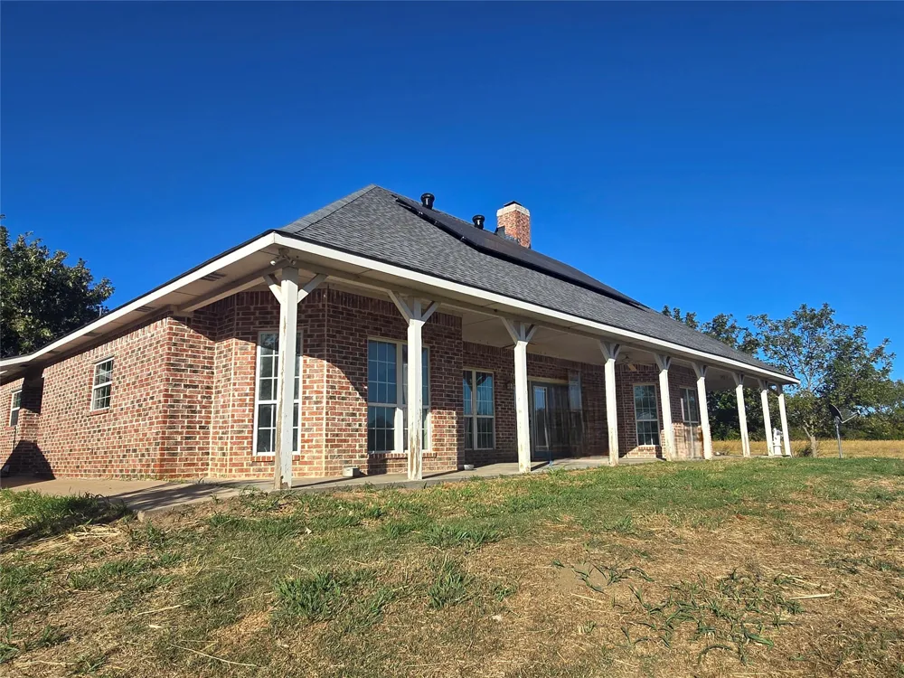 6559 FM 2068 Commerce, TX 75428