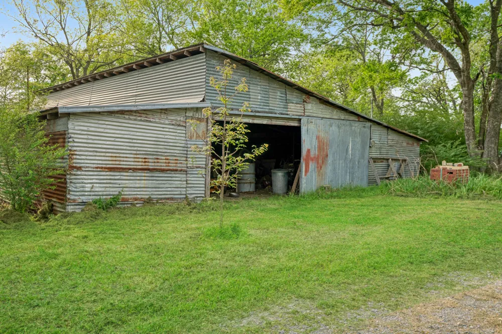 6559 FM 2068 Commerce, TX 75428