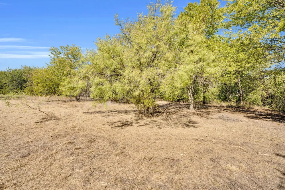 485 S Magnolia Street Crowley, TX 76036