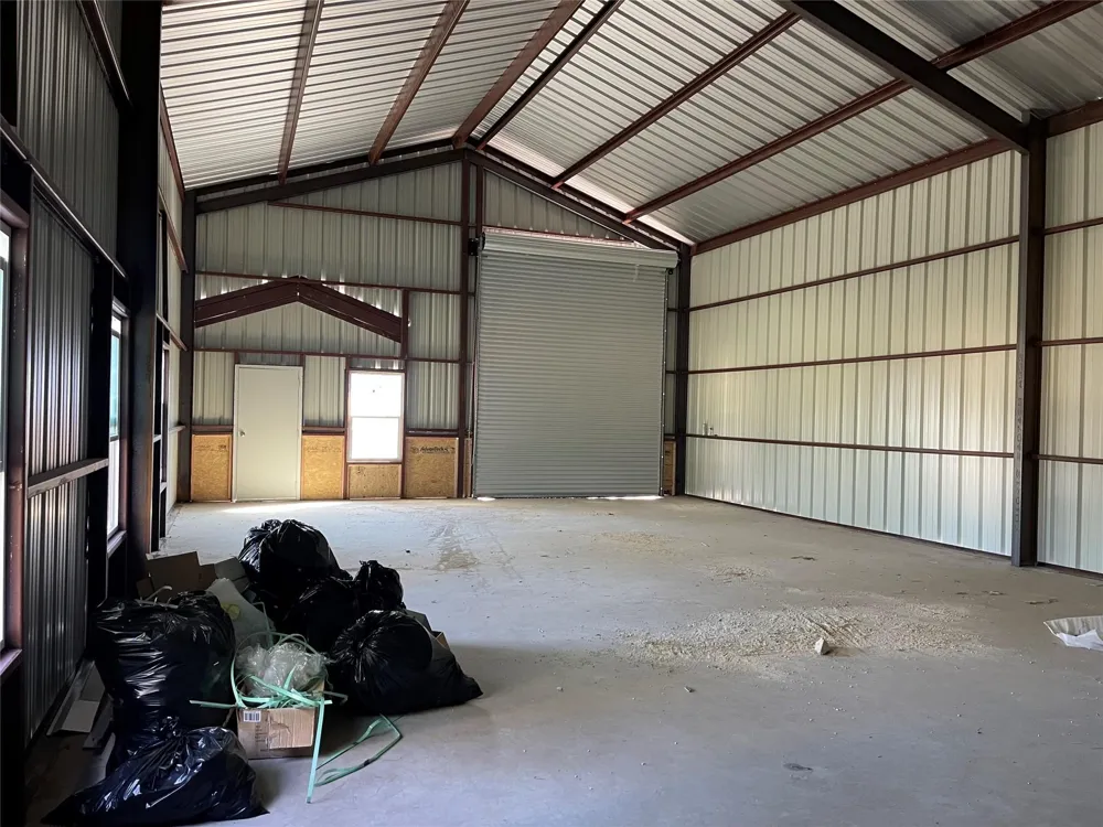 122 Private Road 1756A Clifton, TX 76634