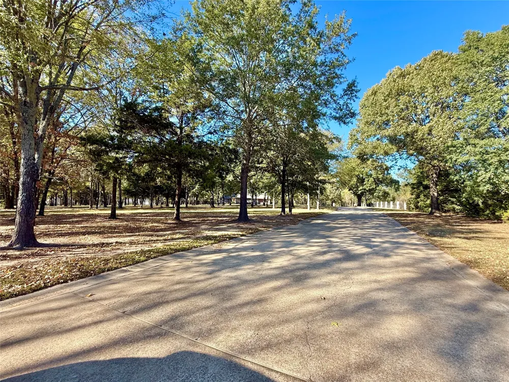 Private Road 5943 Yantis, TX 75497