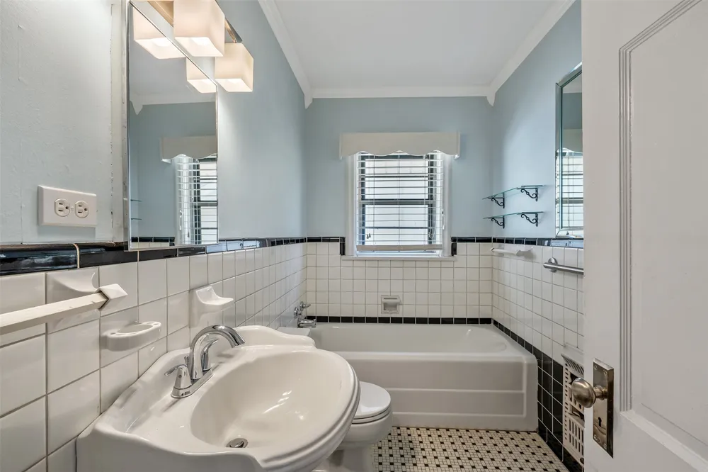 145 Rowland Place Tyler, TX 75701