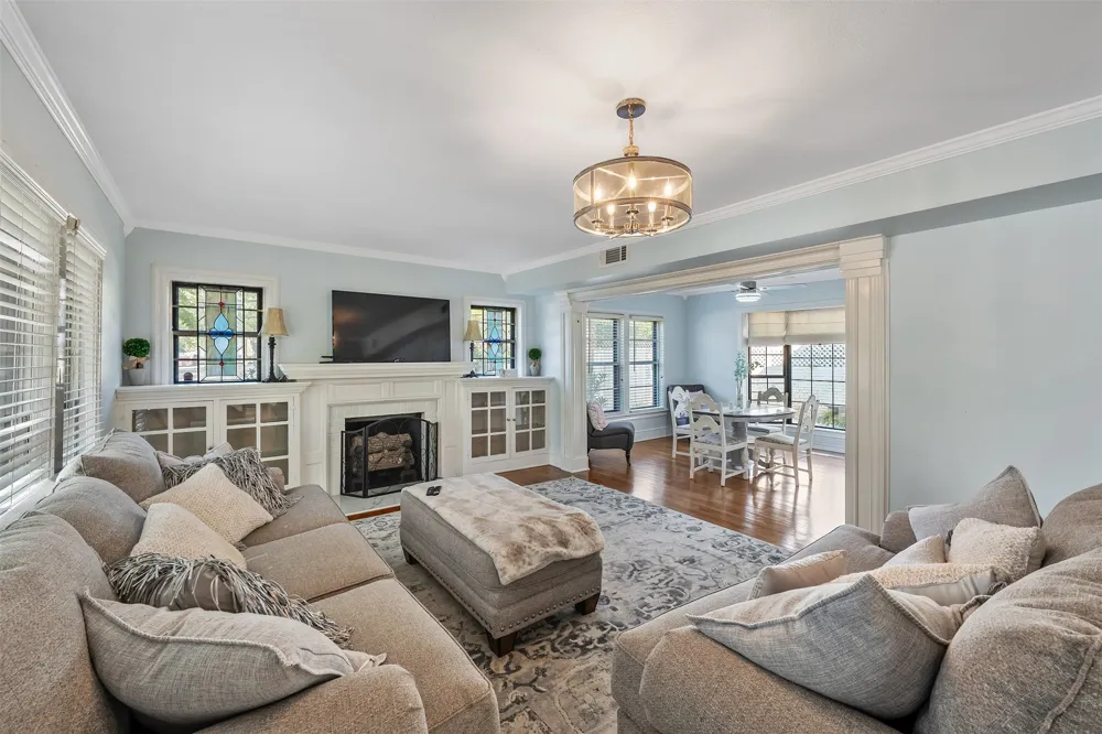 145 Rowland Place Tyler, TX 75701