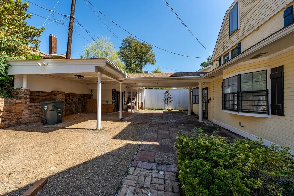 145 Rowland Place Tyler, TX 75701
