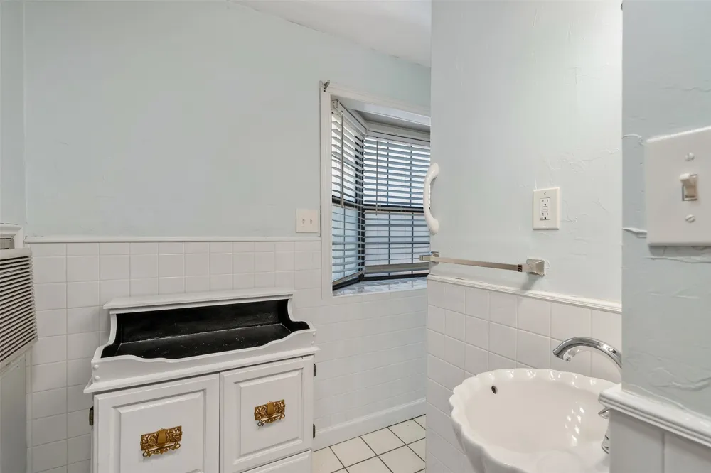 145 Rowland Place Tyler, TX 75701