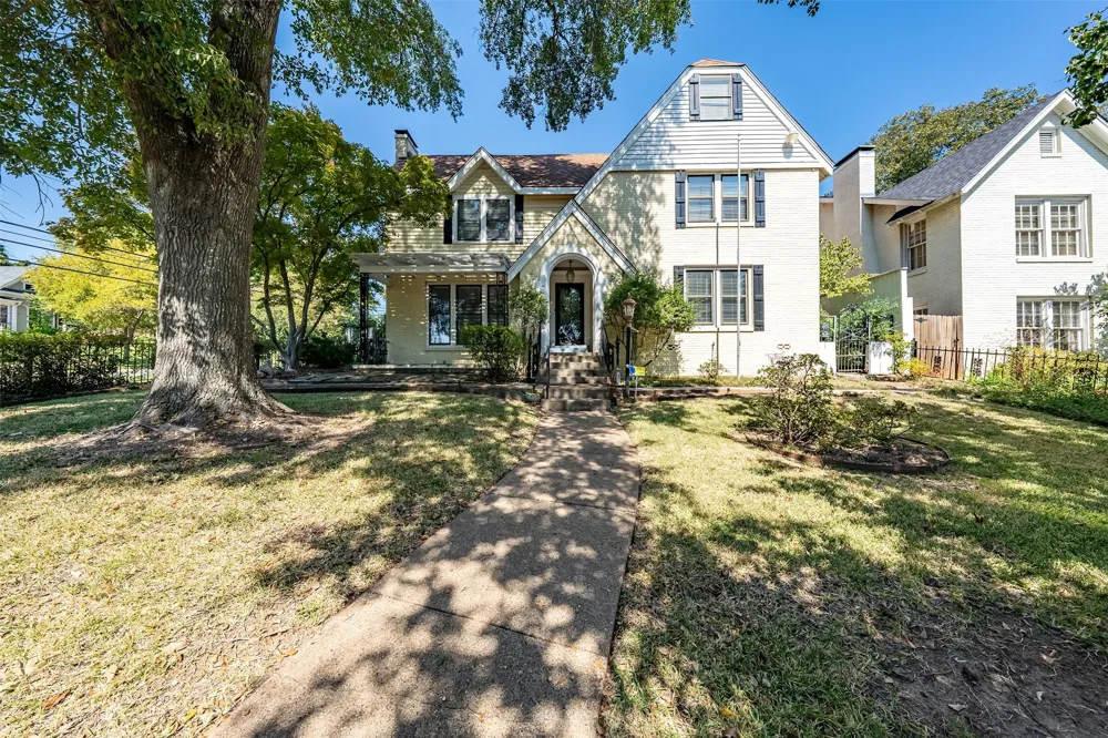 145 Rowland Place Tyler, TX 75701