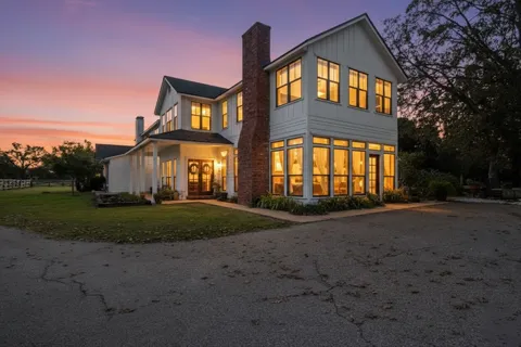 395 County Road 2482