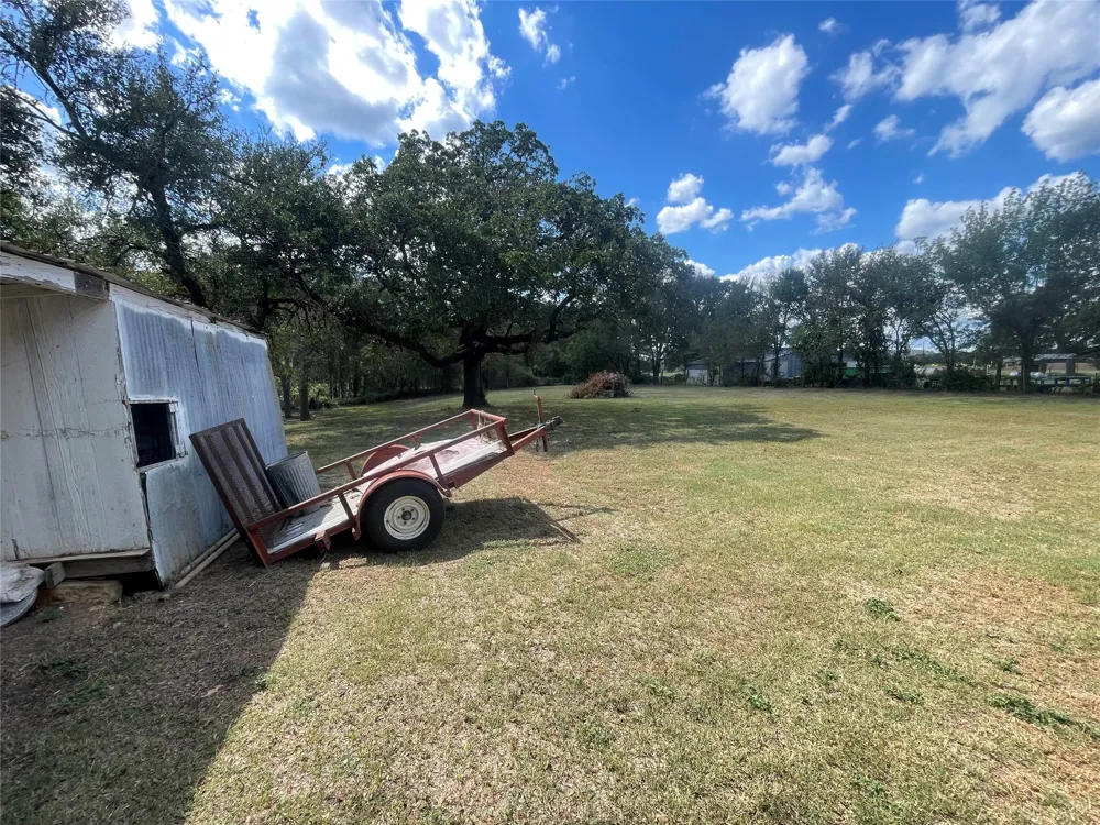 13822 Fm 4 Santo, TX 76472