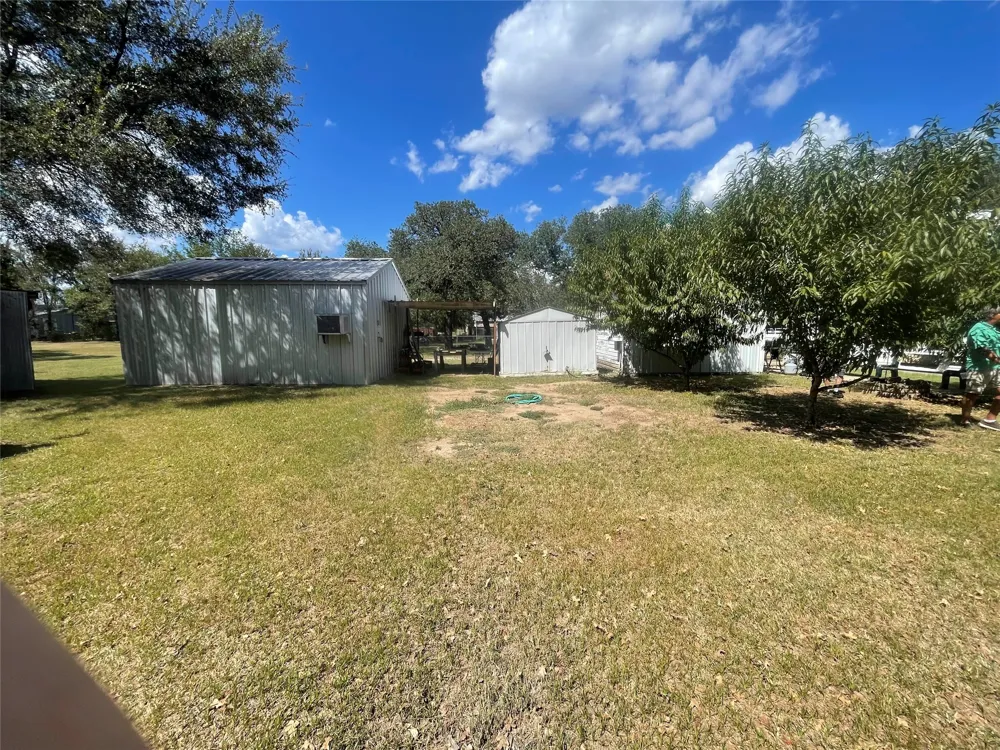 13822 Fm 4 Santo, TX 76472